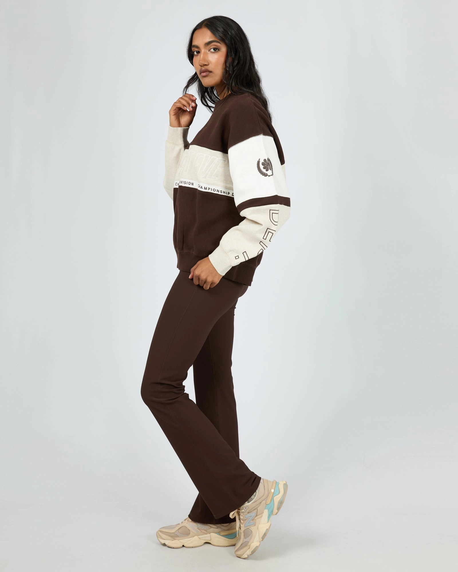 All About Eve Performance Slouch Panel Crew Brown