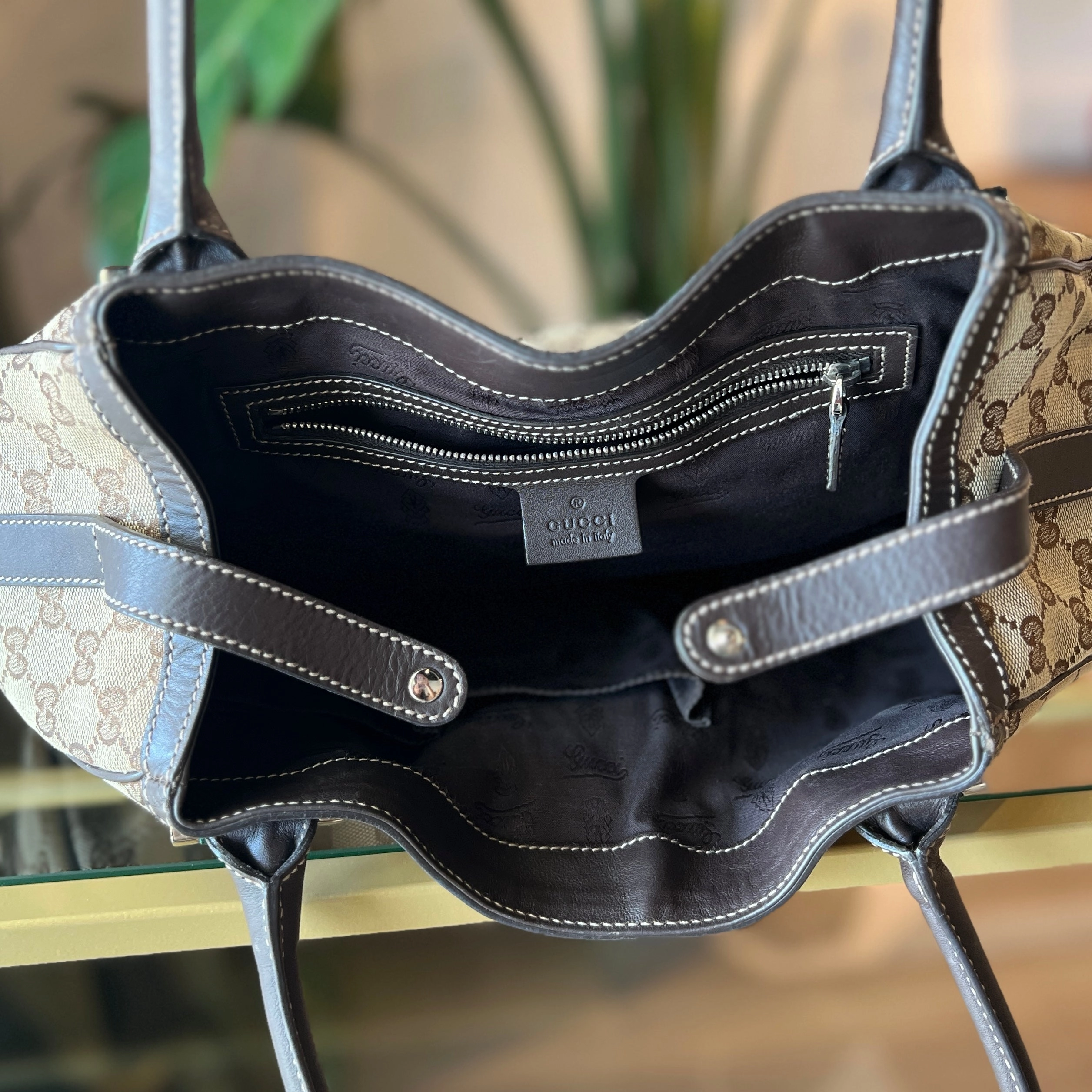 GUCCI GG Supreme Sherry Line Match Ball Shoulder Bag