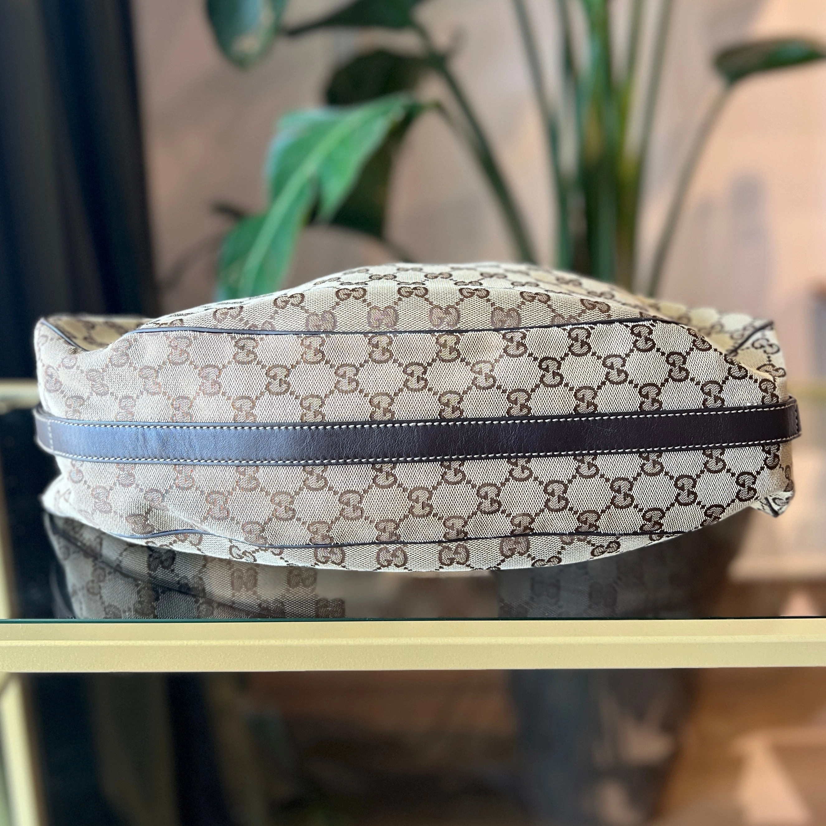 GUCCI GG Supreme Sherry Line Match Ball Shoulder Bag