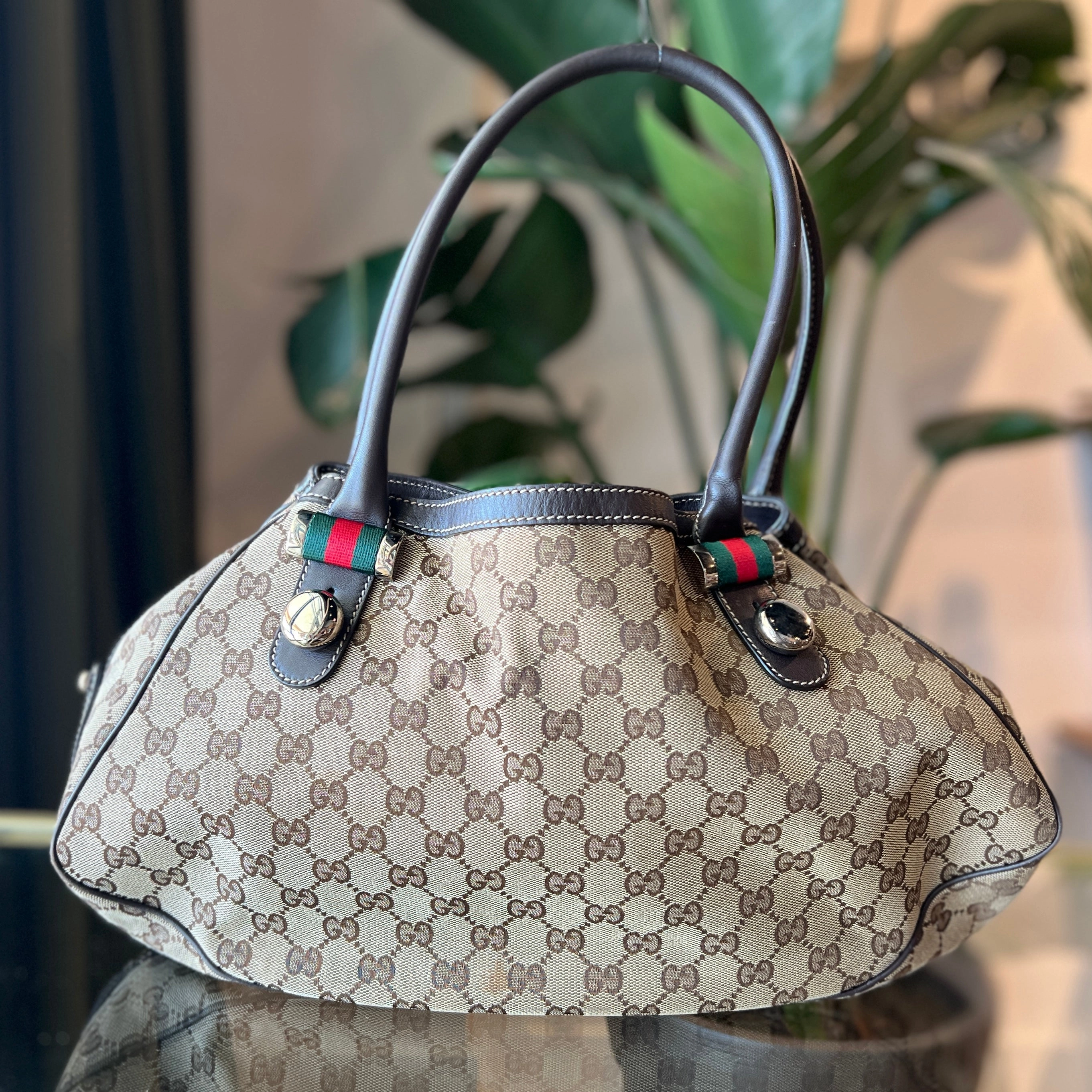 GUCCI GG Supreme Sherry Line Match Ball Shoulder Bag