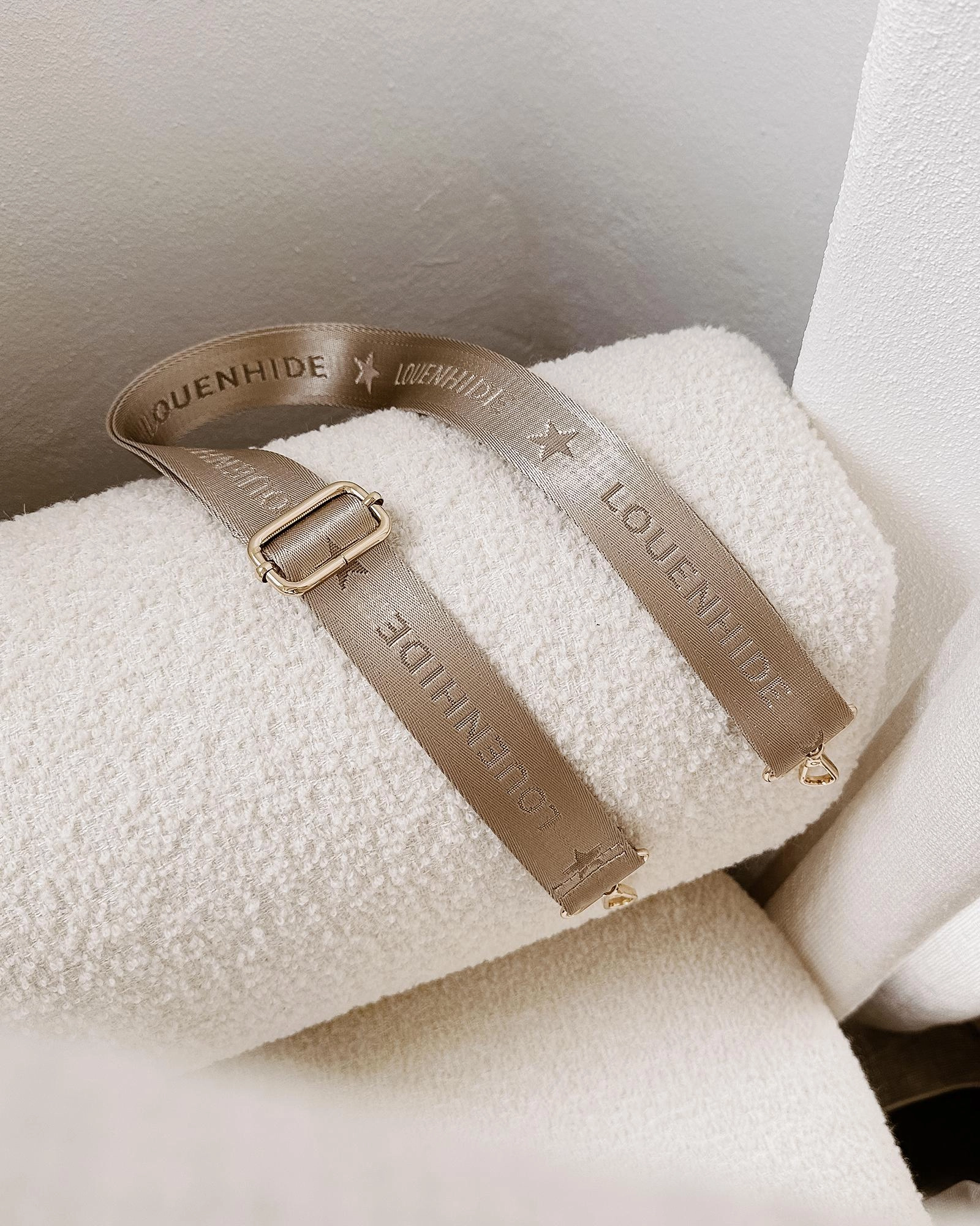 Louenhide Logo Guitar Strap Natural