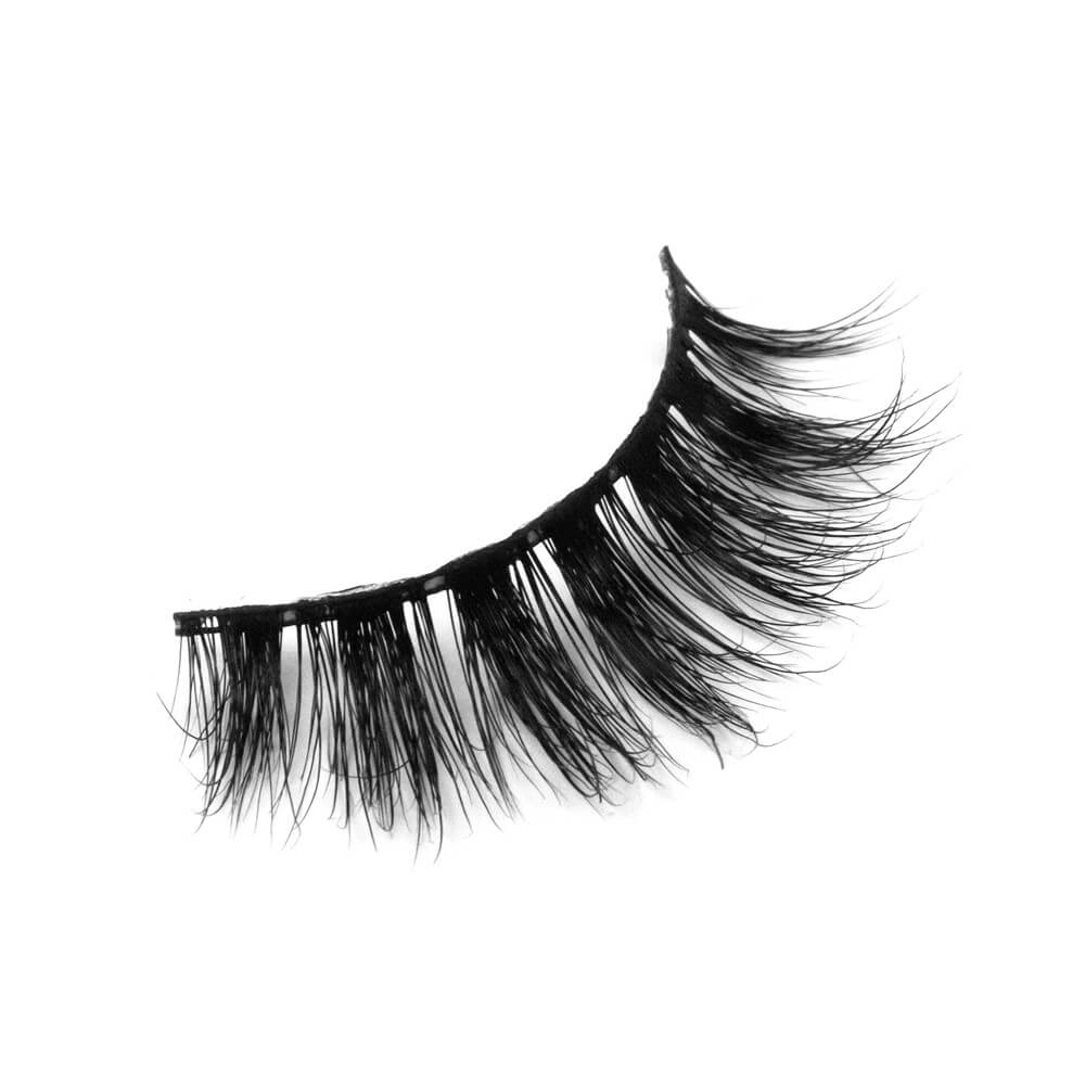 Luxury 3D Mink Eyelashes - KISS ME