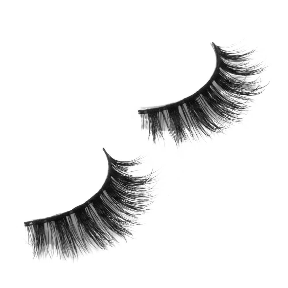 Luxury 3D Mink Eyelashes - KISS ME