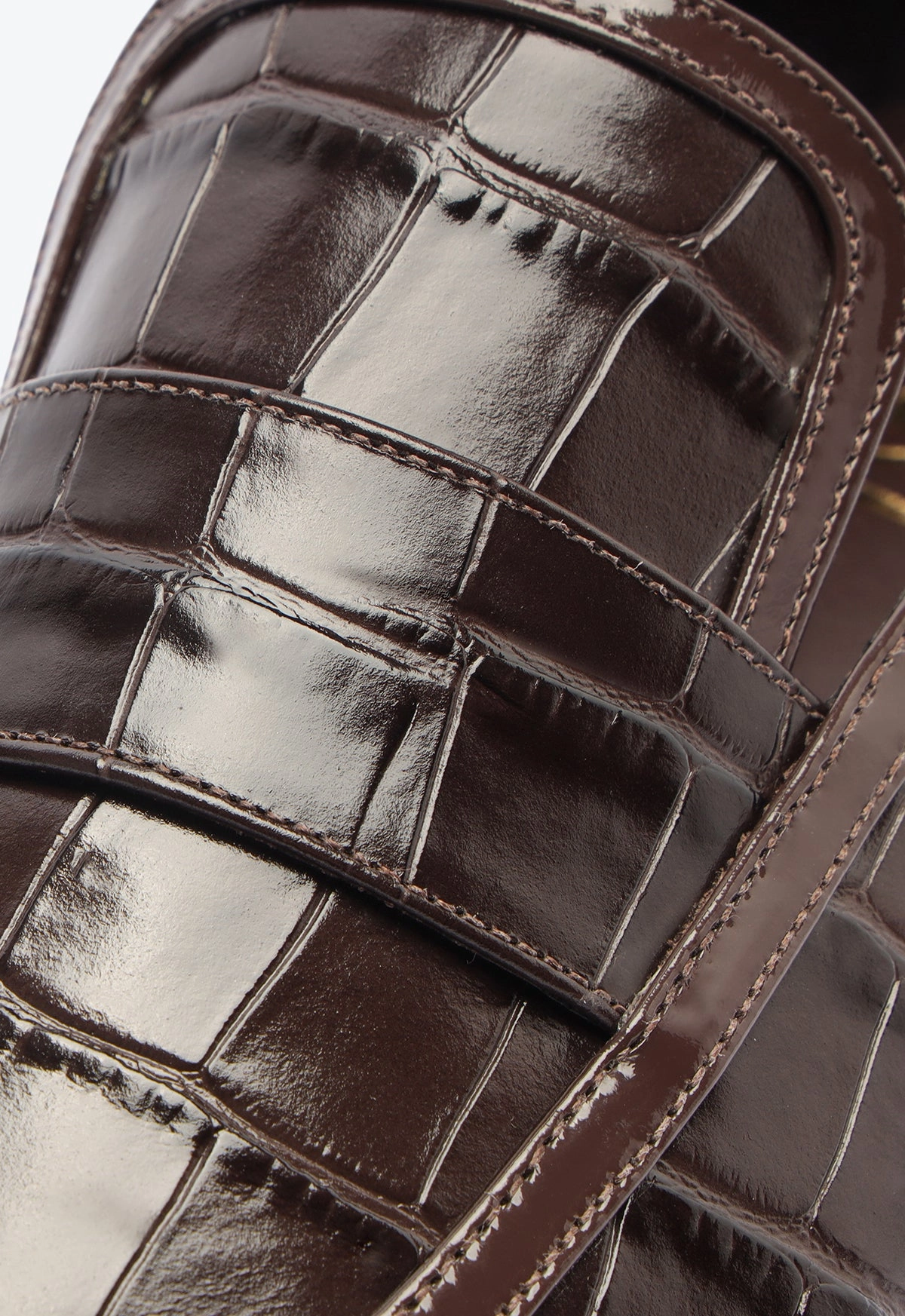 Maurice Croco Embossed Flat
