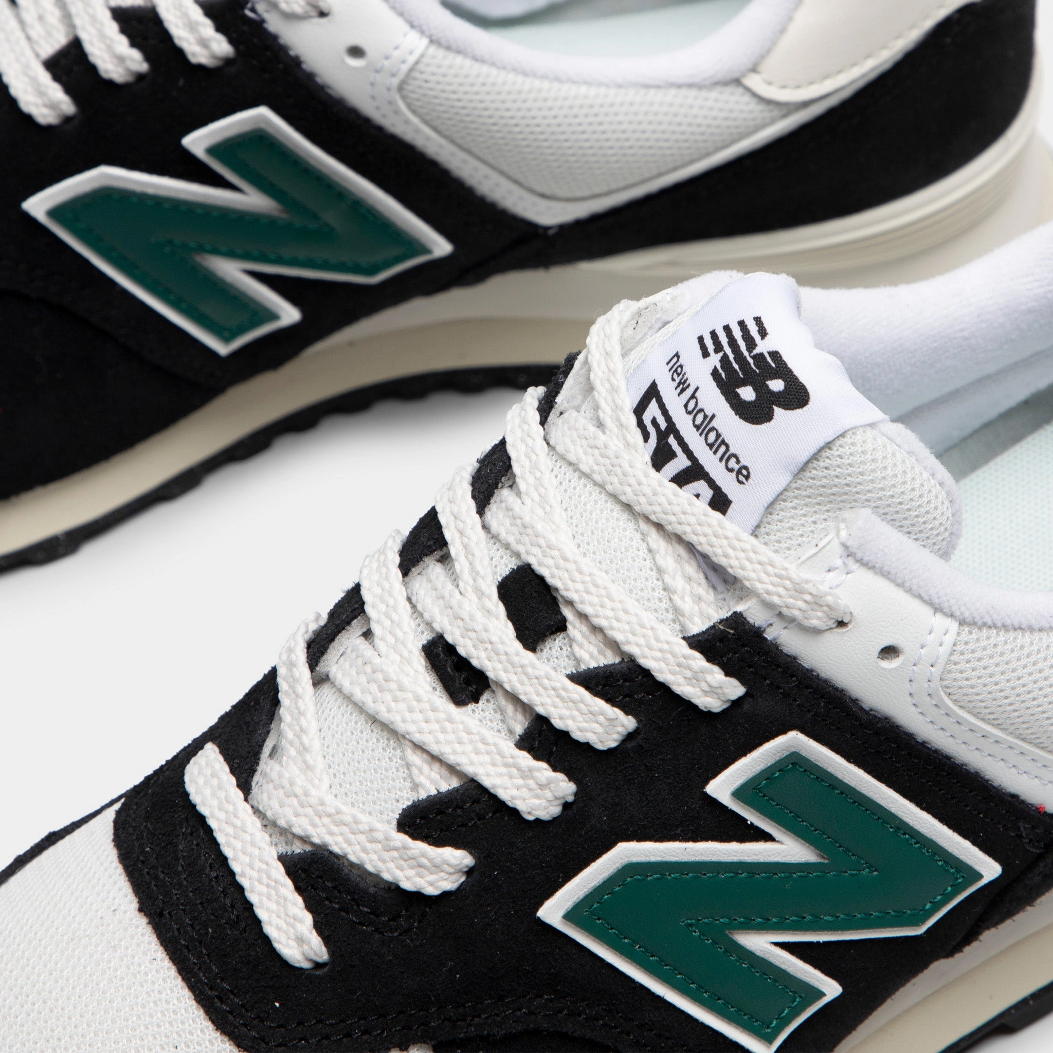 New Balance 574 Black / Green - White