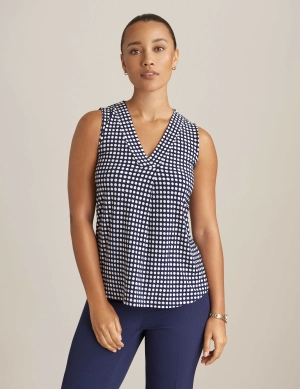 Printed Pleat Front Shell
