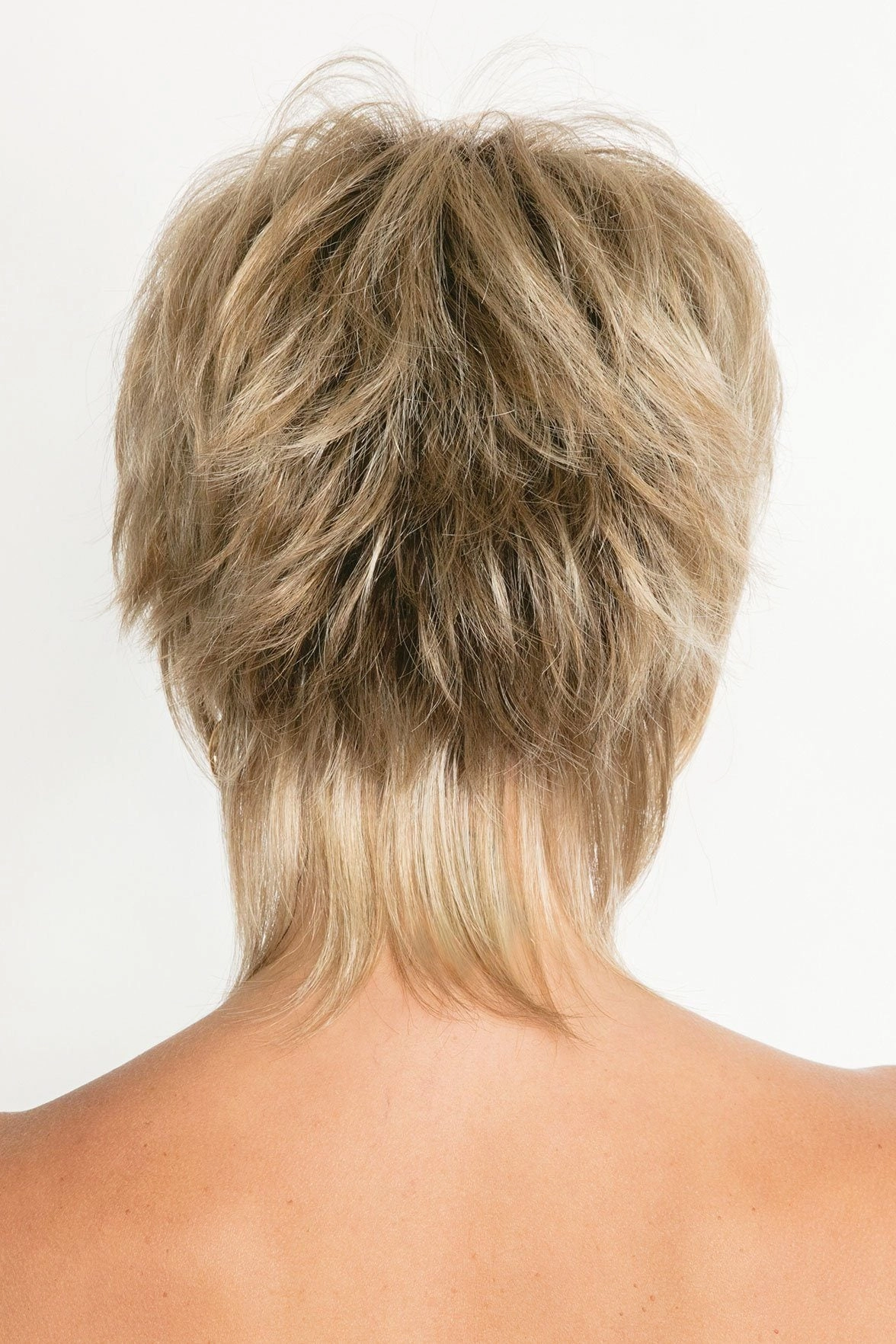 Sale - Noriko Wigs - Millie #1655 - Color: Iced Mocha-R