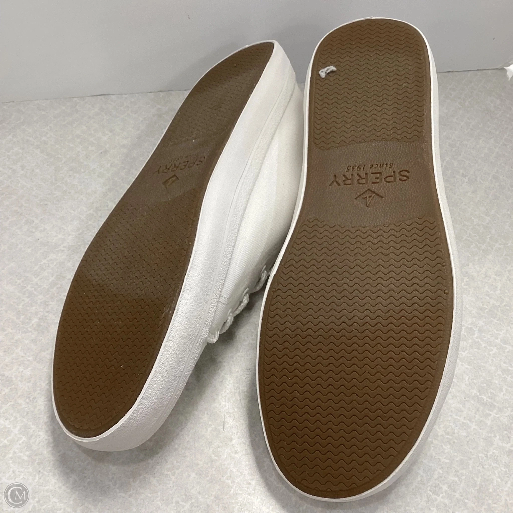 Shoes Sneakers By Sperry In White, Size: 10