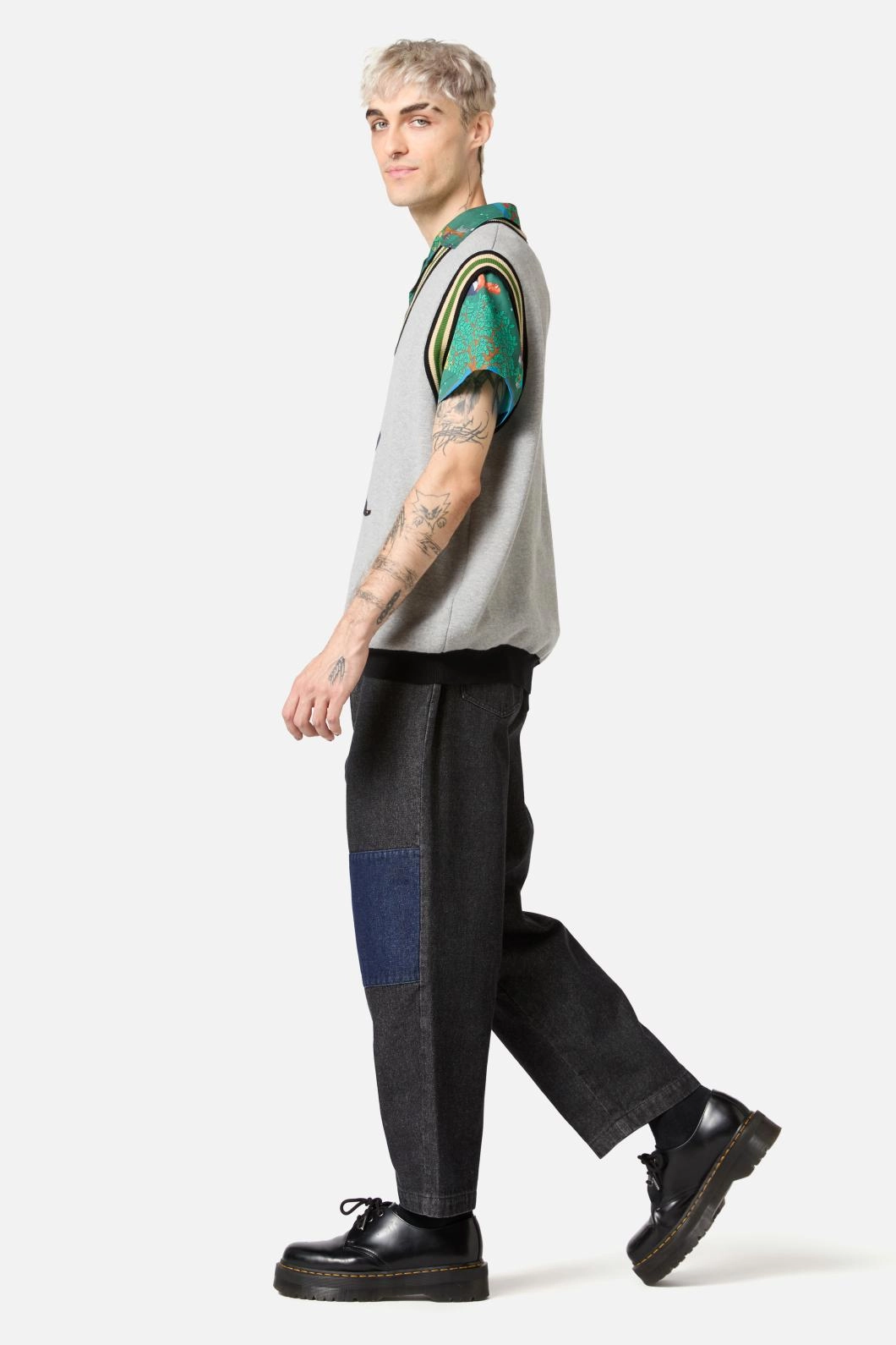 Wizard Cat Knit Vest