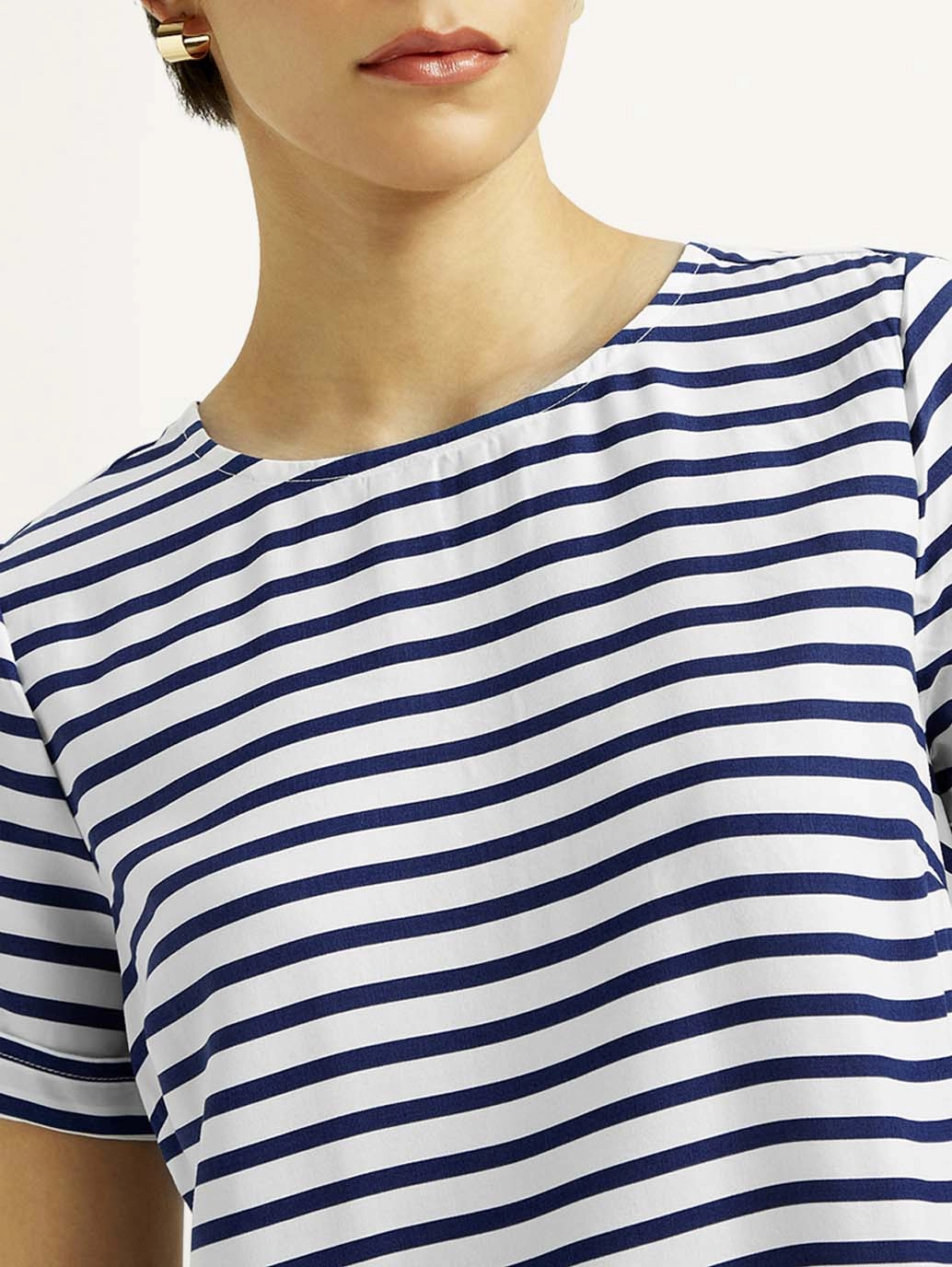 Women's Striped White Round Neck Top